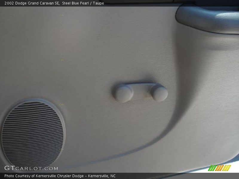 Steel Blue Pearl / Taupe 2002 Dodge Grand Caravan SE