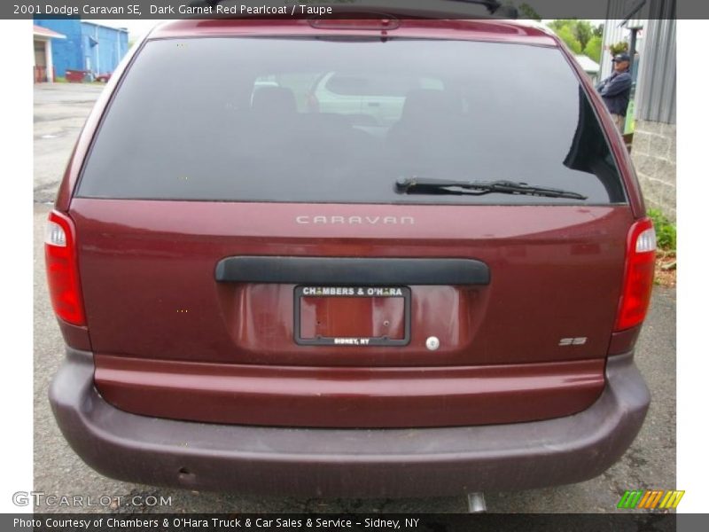 Dark Garnet Red Pearlcoat / Taupe 2001 Dodge Caravan SE