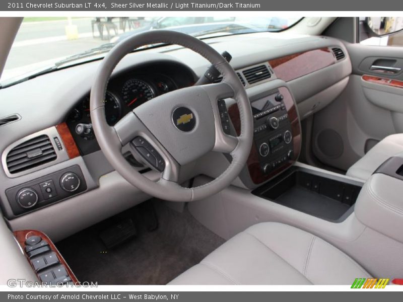 Sheer Silver Metallic / Light Titanium/Dark Titanium 2011 Chevrolet Suburban LT 4x4
