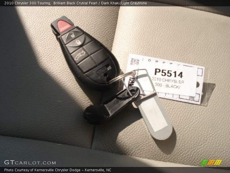 Brilliant Black Crystal Pearl / Dark Khaki/Light Graystone 2010 Chrysler 300 Touring