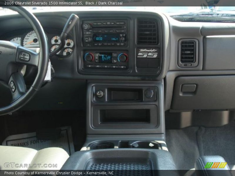 Dashboard of 2006 Silverado 1500 Intimidator SS