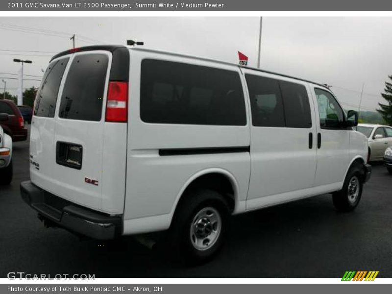 Summit White / Medium Pewter 2011 GMC Savana Van LT 2500 Passenger