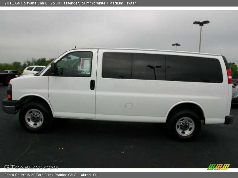 Summit White / Medium Pewter 2011 GMC Savana Van LT 2500 Passenger