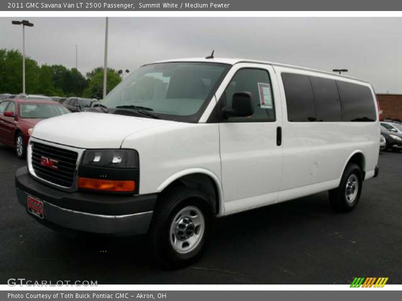 Summit White / Medium Pewter 2011 GMC Savana Van LT 2500 Passenger