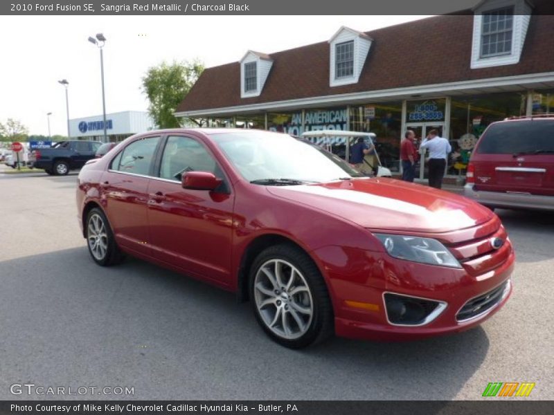 Sangria Red Metallic / Charcoal Black 2010 Ford Fusion SE