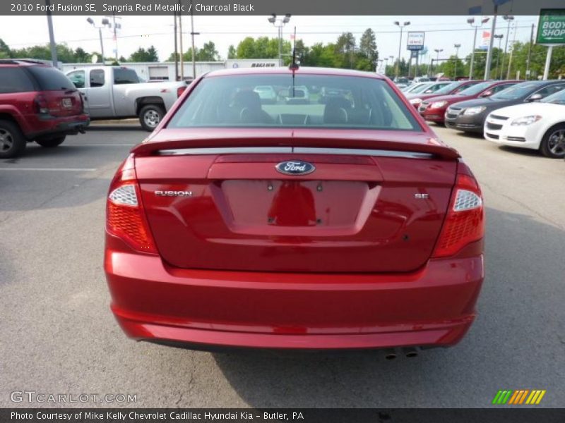 Sangria Red Metallic / Charcoal Black 2010 Ford Fusion SE