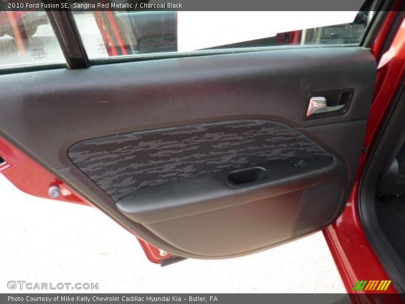 Sangria Red Metallic / Charcoal Black 2010 Ford Fusion SE