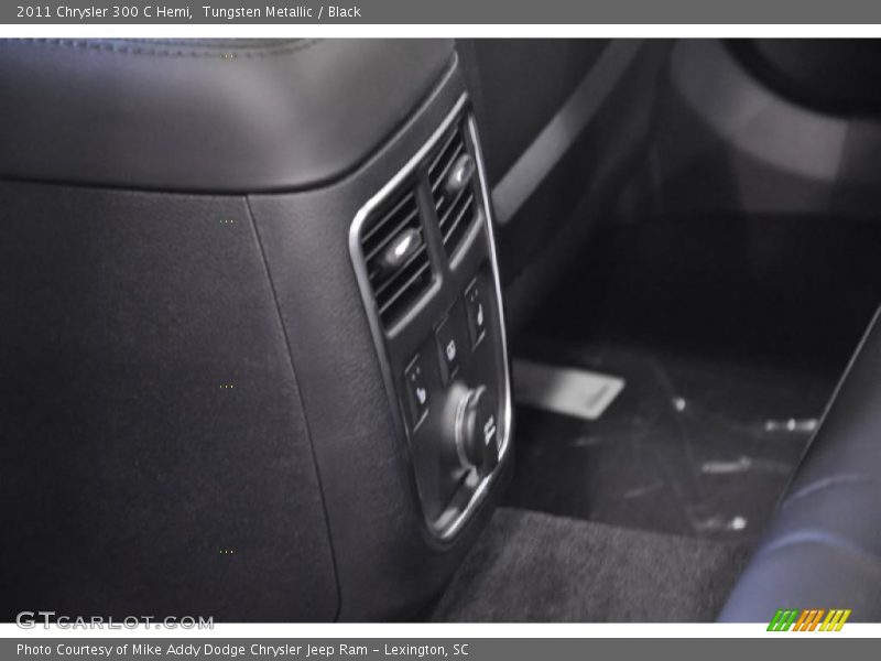 Tungsten Metallic / Black 2011 Chrysler 300 C Hemi