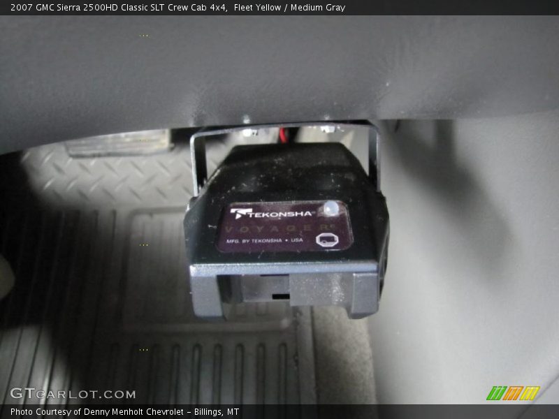 Fleet Yellow / Medium Gray 2007 GMC Sierra 2500HD Classic SLT Crew Cab 4x4