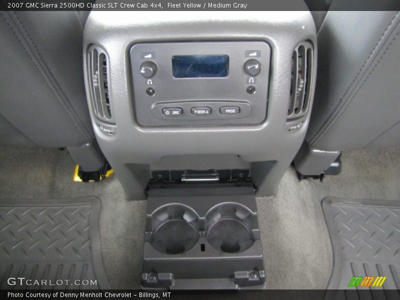 Controls of 2007 Sierra 2500HD Classic SLT Crew Cab 4x4