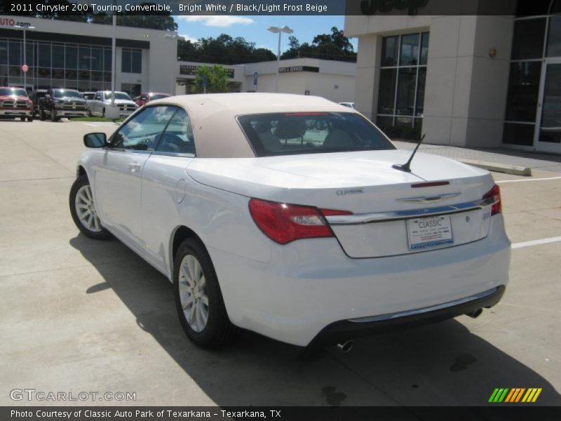 Bright White / Black/Light Frost Beige 2011 Chrysler 200 Touring Convertible