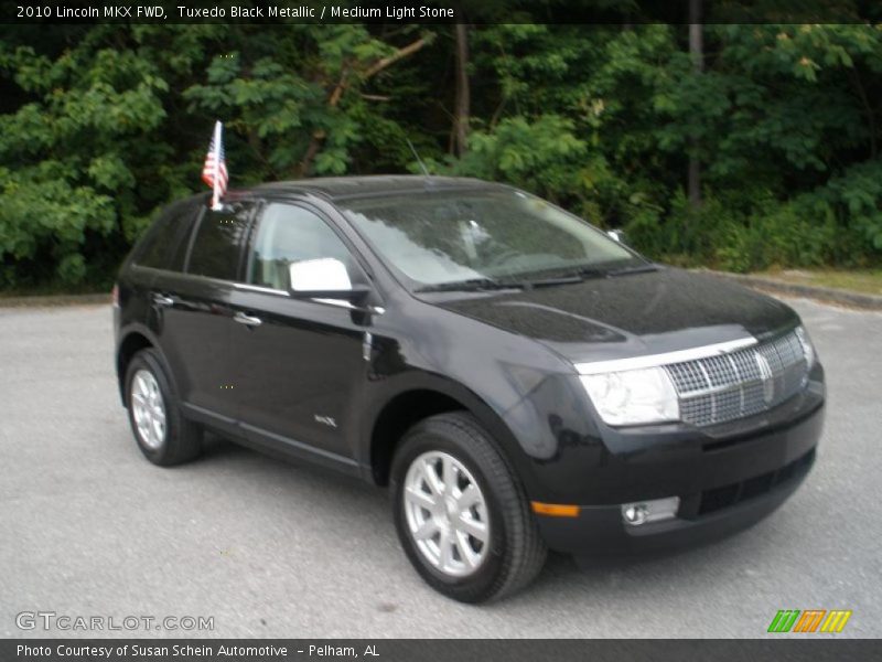 Tuxedo Black Metallic / Medium Light Stone 2010 Lincoln MKX FWD