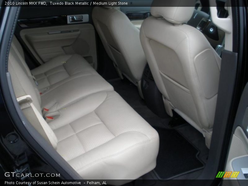 Tuxedo Black Metallic / Medium Light Stone 2010 Lincoln MKX FWD