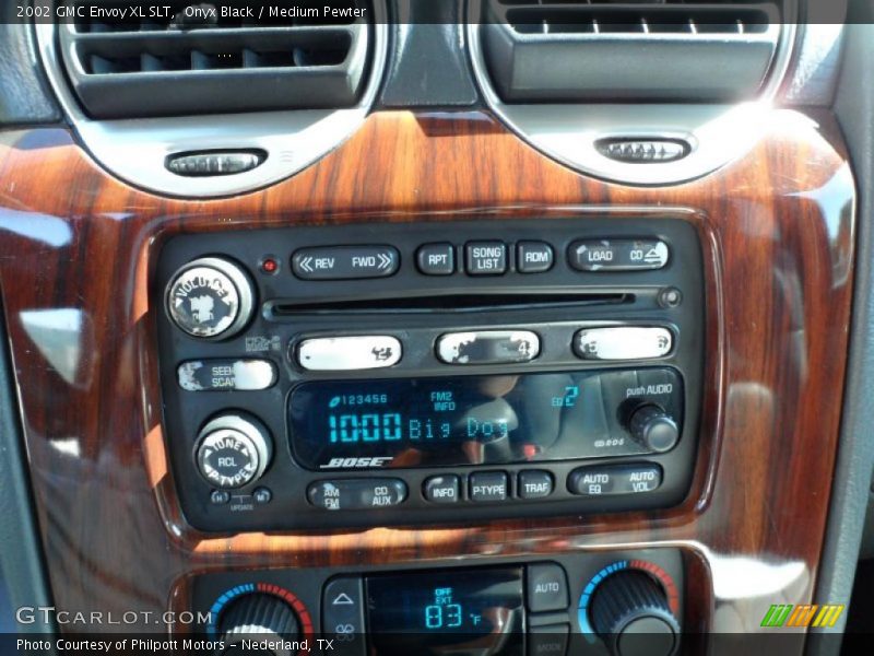 Controls of 2002 Envoy XL SLT