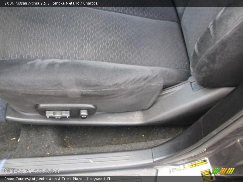 Smoke Metallic / Charcoal 2006 Nissan Altima 2.5 S