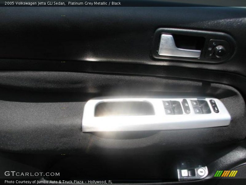 Platinum Grey Metallic / Black 2005 Volkswagen Jetta GLI Sedan