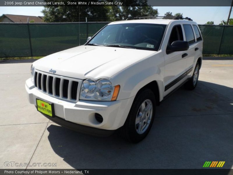 Stone White / Medium Slate Gray 2006 Jeep Grand Cherokee Laredo