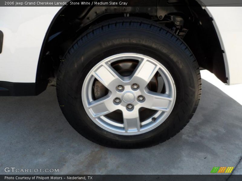 Stone White / Medium Slate Gray 2006 Jeep Grand Cherokee Laredo
