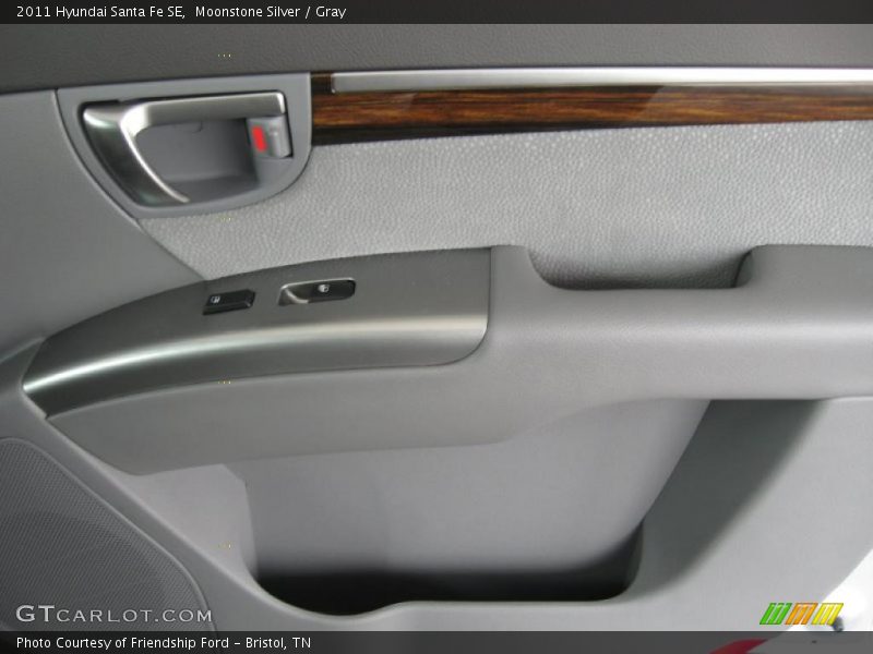 Moonstone Silver / Gray 2011 Hyundai Santa Fe SE