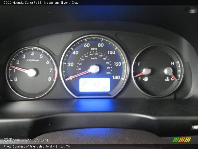 Moonstone Silver / Gray 2011 Hyundai Santa Fe SE