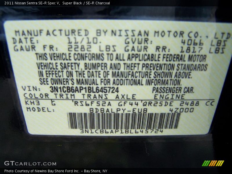 Super Black / SE-R Charcoal 2011 Nissan Sentra SE-R Spec V