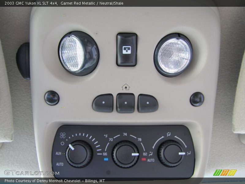 Controls of 2003 Yukon XL SLT 4x4