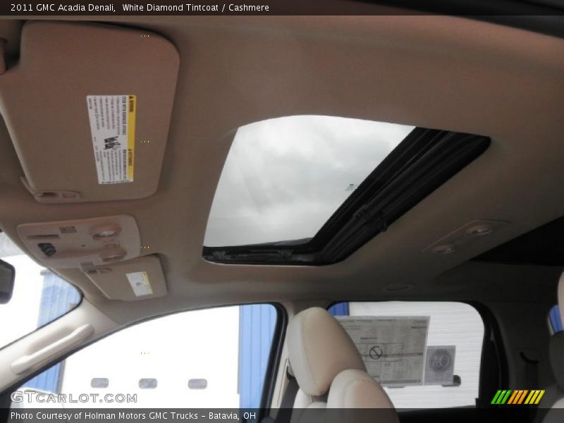 White Diamond Tintcoat / Cashmere 2011 GMC Acadia Denali