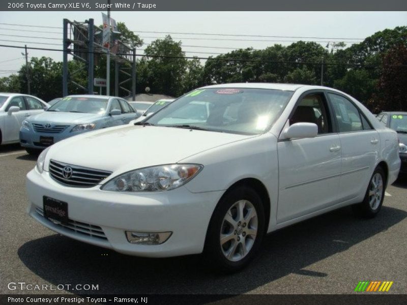 Super White / Taupe 2006 Toyota Camry XLE V6
