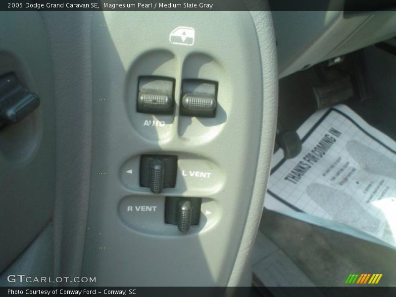 Magnesium Pearl / Medium Slate Gray 2005 Dodge Grand Caravan SE
