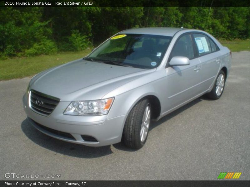 Radiant Silver / Gray 2010 Hyundai Sonata GLS