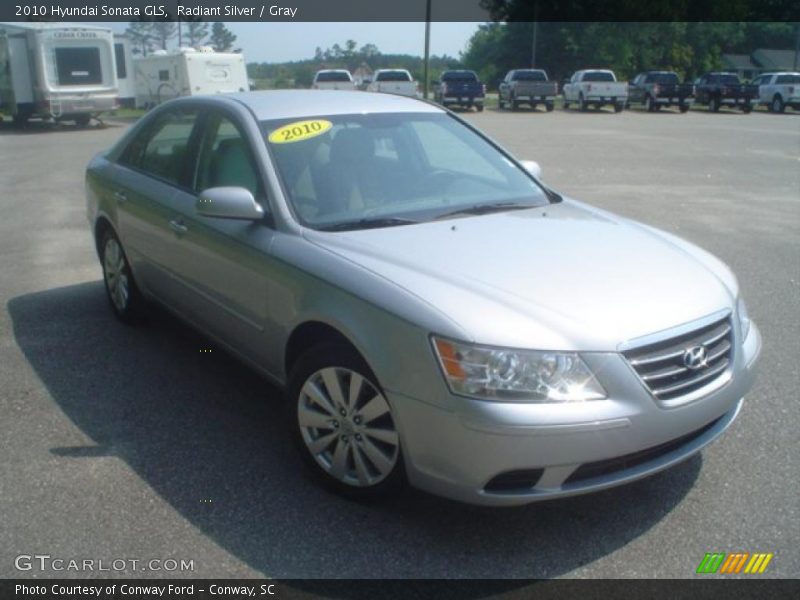 Radiant Silver / Gray 2010 Hyundai Sonata GLS