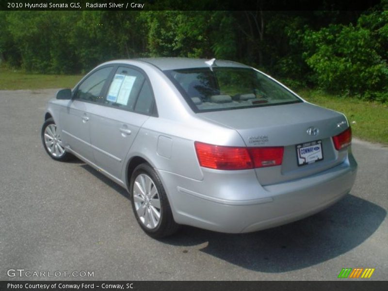 Radiant Silver / Gray 2010 Hyundai Sonata GLS