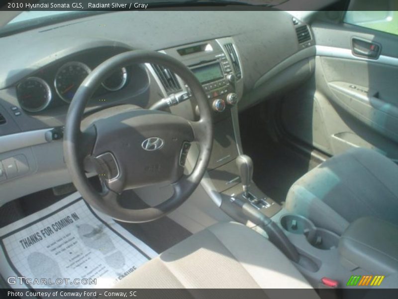Radiant Silver / Gray 2010 Hyundai Sonata GLS