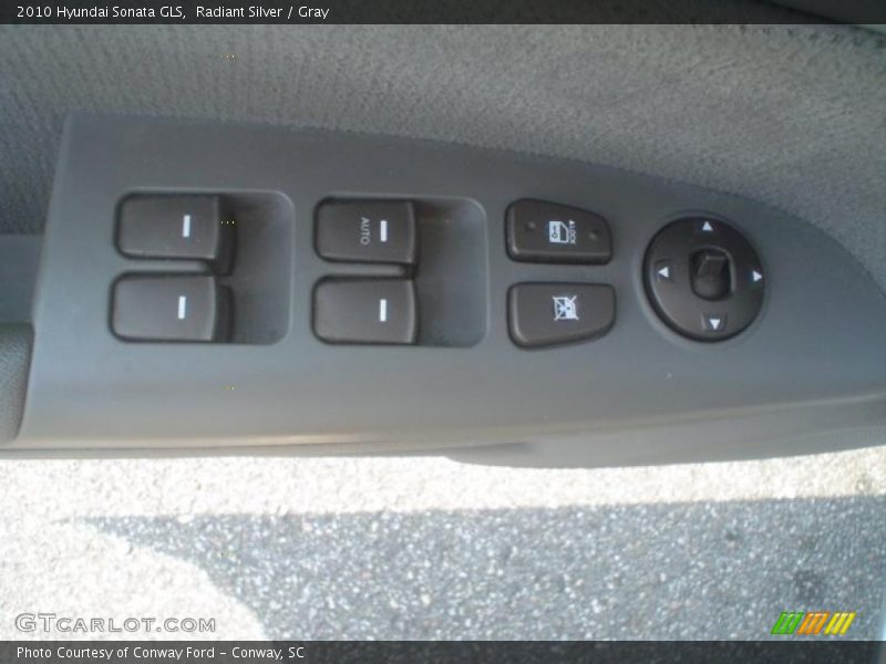 Radiant Silver / Gray 2010 Hyundai Sonata GLS