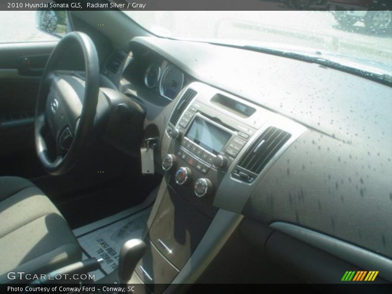Radiant Silver / Gray 2010 Hyundai Sonata GLS
