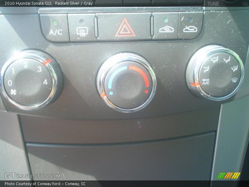 Radiant Silver / Gray 2010 Hyundai Sonata GLS