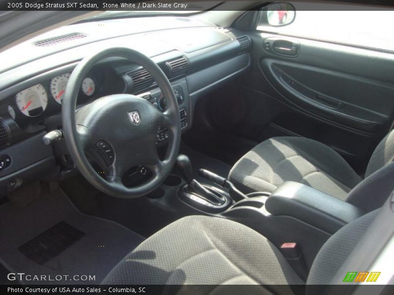 Stone White / Dark Slate Gray 2005 Dodge Stratus SXT Sedan