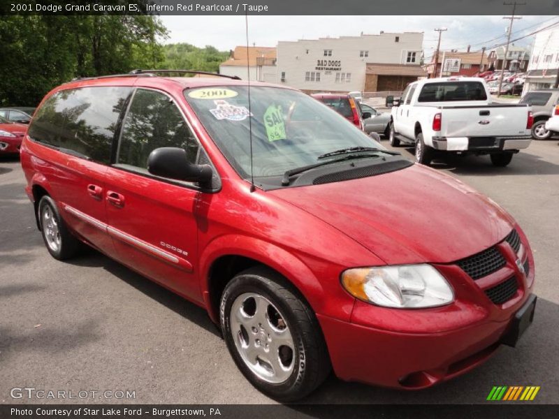 Inferno Red Pearlcoat / Taupe 2001 Dodge Grand Caravan ES