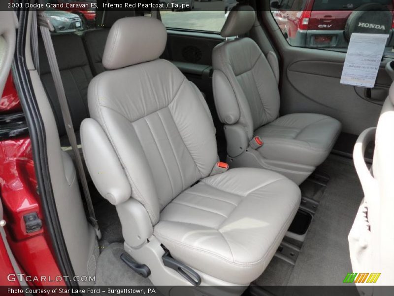 Inferno Red Pearlcoat / Taupe 2001 Dodge Grand Caravan ES