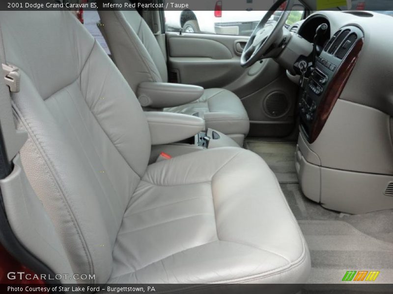 Inferno Red Pearlcoat / Taupe 2001 Dodge Grand Caravan ES