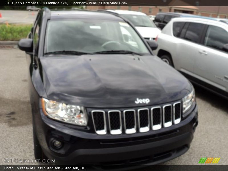 Blackberry Pearl / Dark Slate Gray 2011 Jeep Compass 2.4 Latitude 4x4