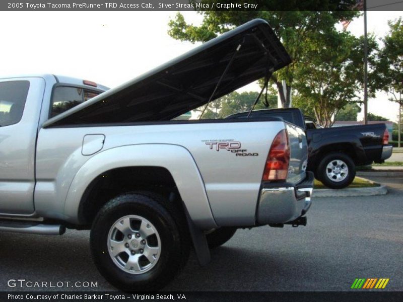 Silver Streak Mica / Graphite Gray 2005 Toyota Tacoma PreRunner TRD Access Cab