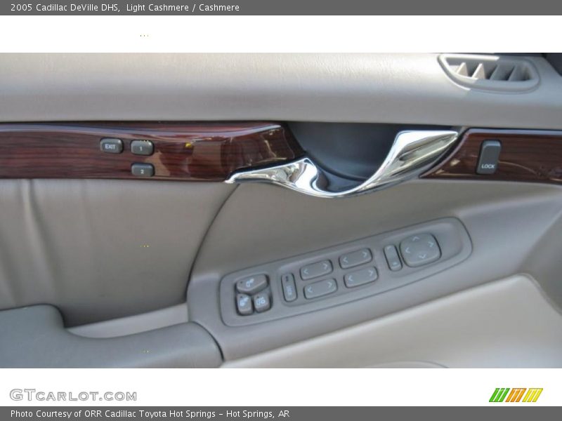 Light Cashmere / Cashmere 2005 Cadillac DeVille DHS