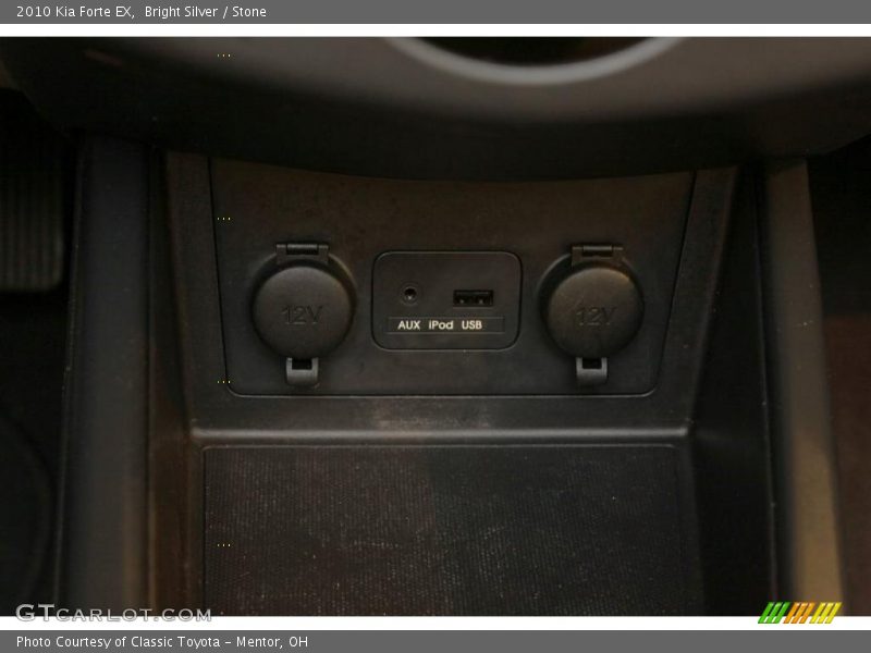 Bright Silver / Stone 2010 Kia Forte EX
