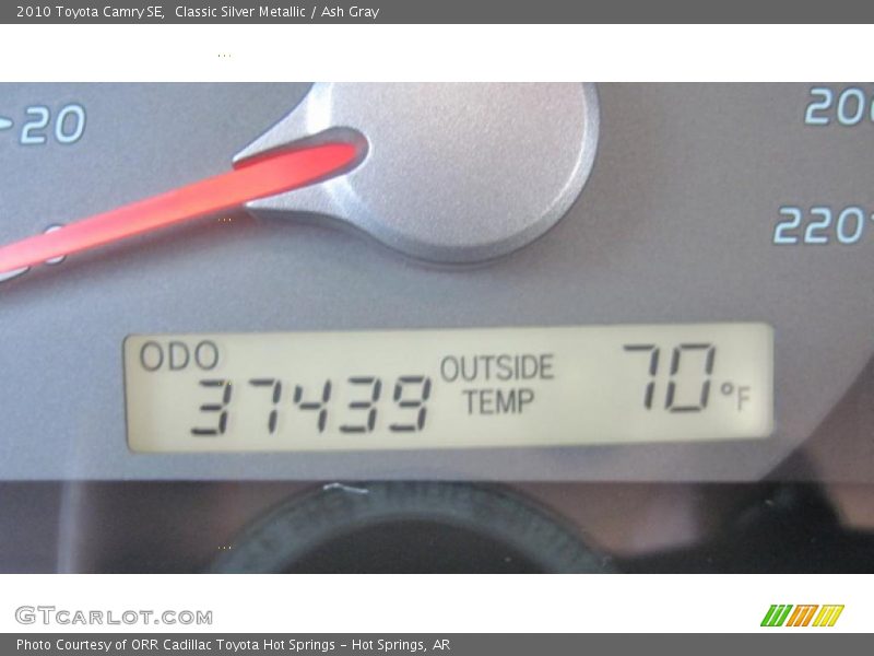 Classic Silver Metallic / Ash Gray 2010 Toyota Camry SE