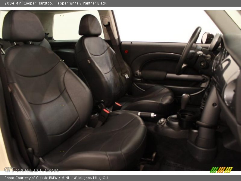 Pepper White / Panther Black 2004 Mini Cooper Hardtop
