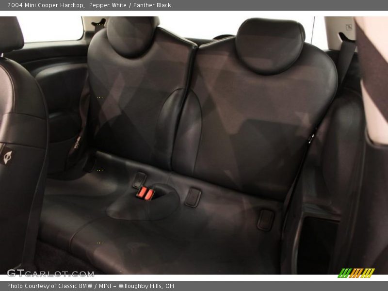 Pepper White / Panther Black 2004 Mini Cooper Hardtop