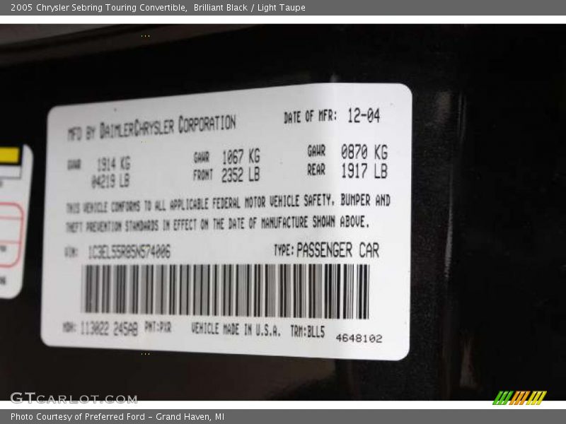 Brilliant Black / Light Taupe 2005 Chrysler Sebring Touring Convertible