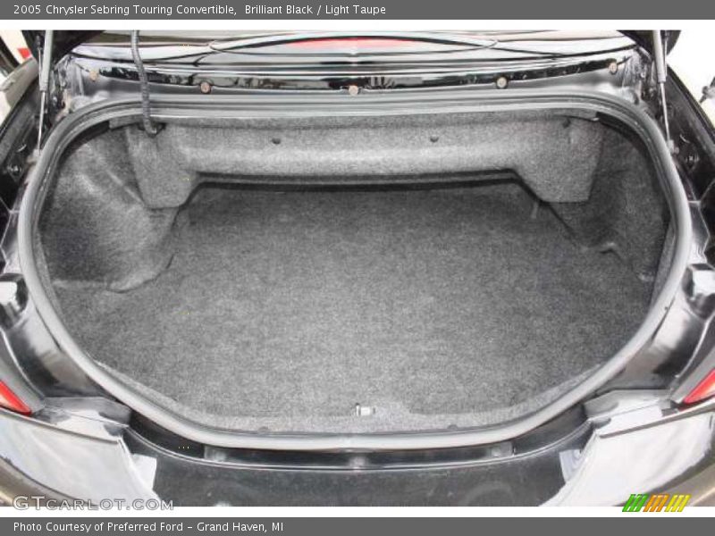 Brilliant Black / Light Taupe 2005 Chrysler Sebring Touring Convertible