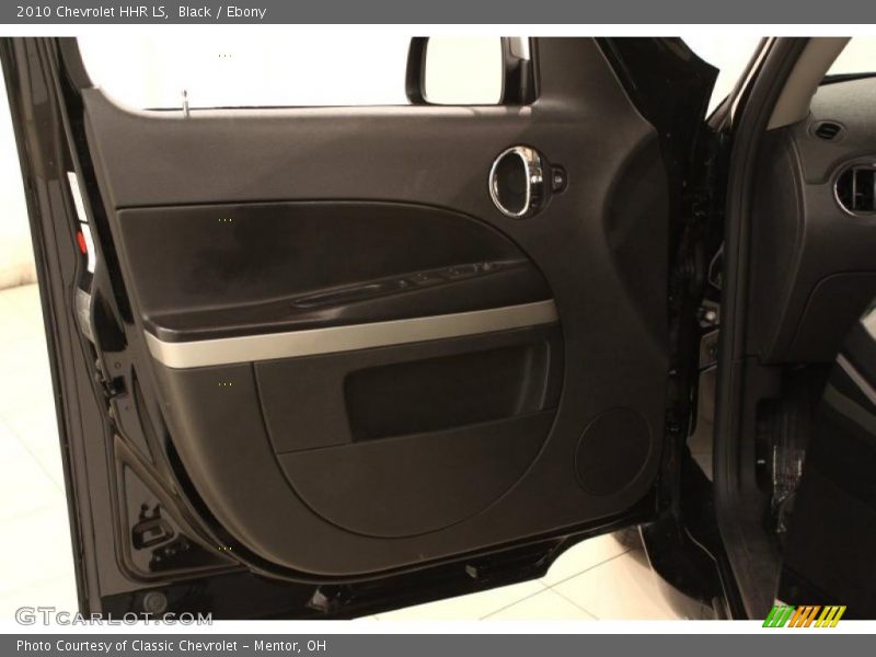 Black / Ebony 2010 Chevrolet HHR LS